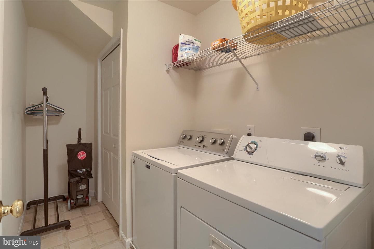 4250 Roth Farm Village Cir photo 34