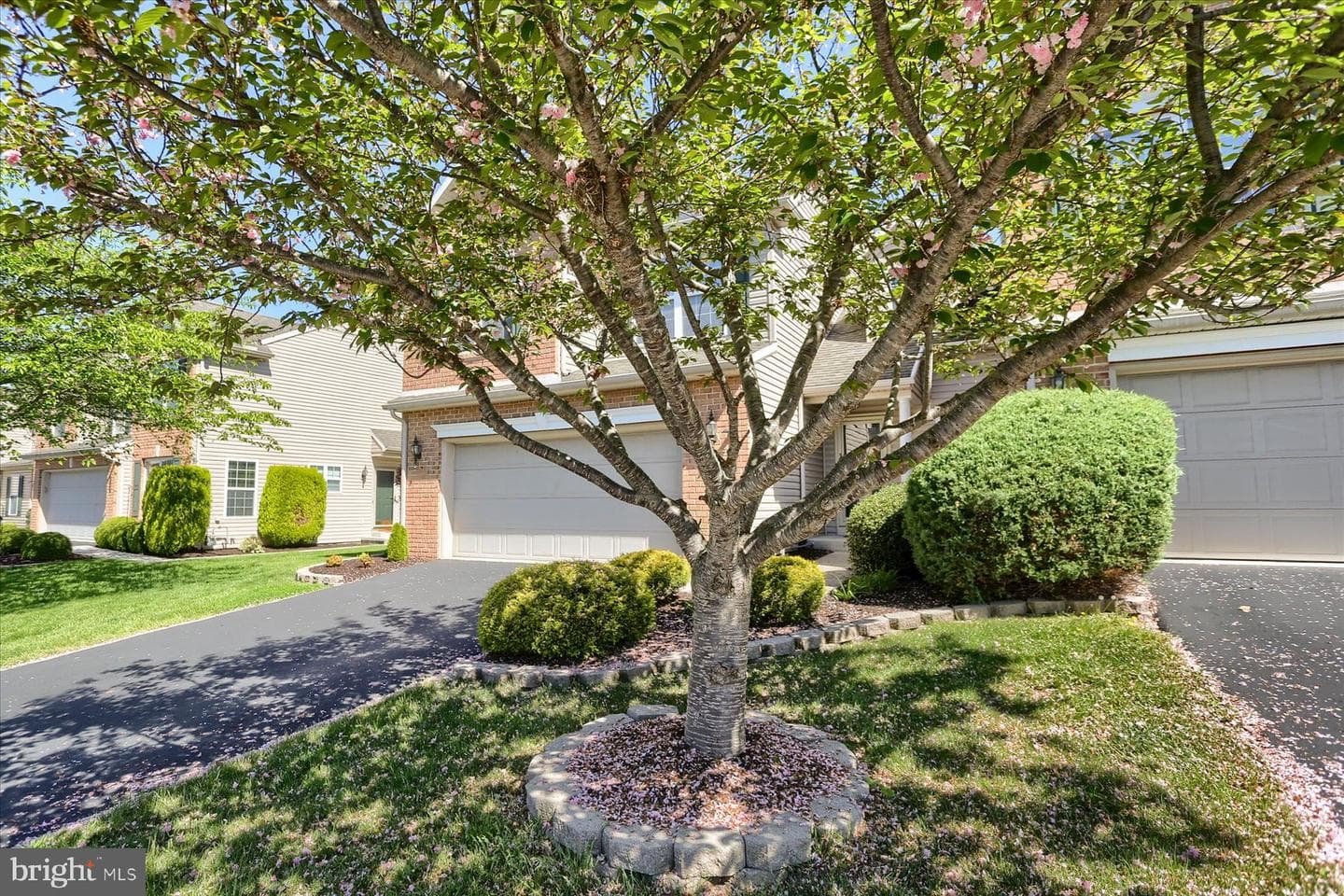 4250 Roth Farm Village Cir photo 45