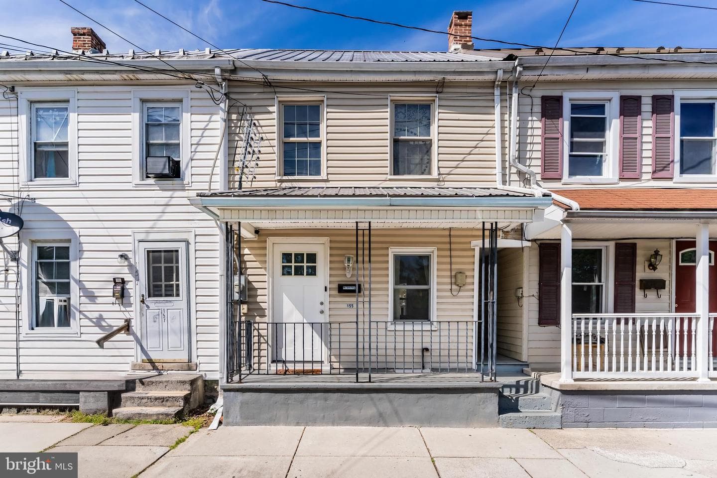 155 Lincoln Street photo 2