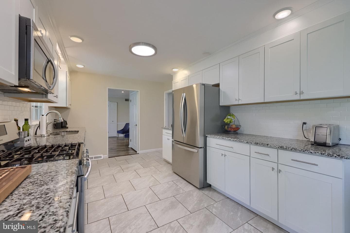 483 Woodcrest Drive photo 29