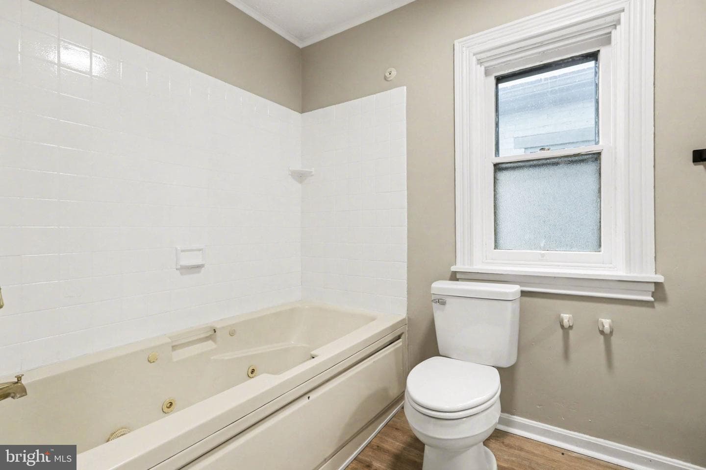 108 W Pomfret Street photo 22
