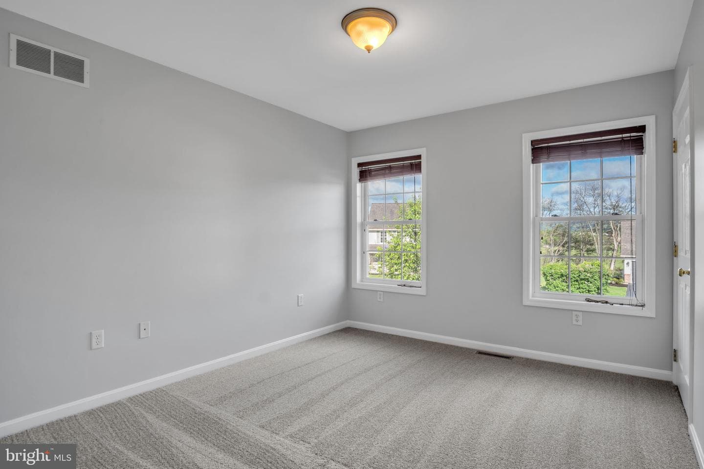 5 Meade Drive photo 17