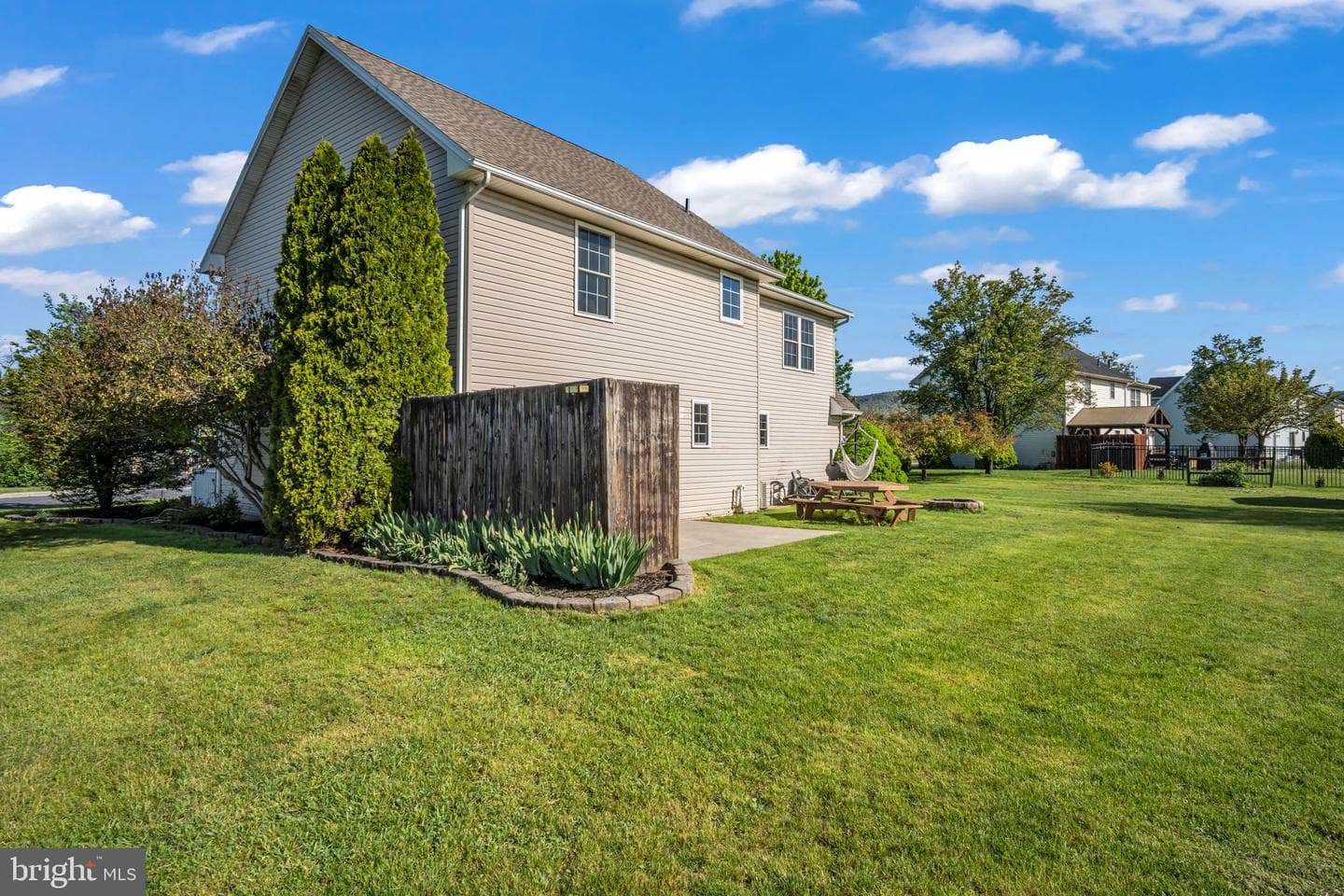5 Meade Drive photo 36