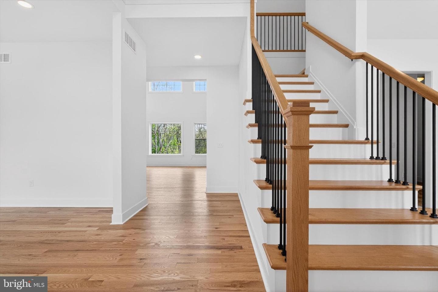 1770 Adeline Drive photo 4