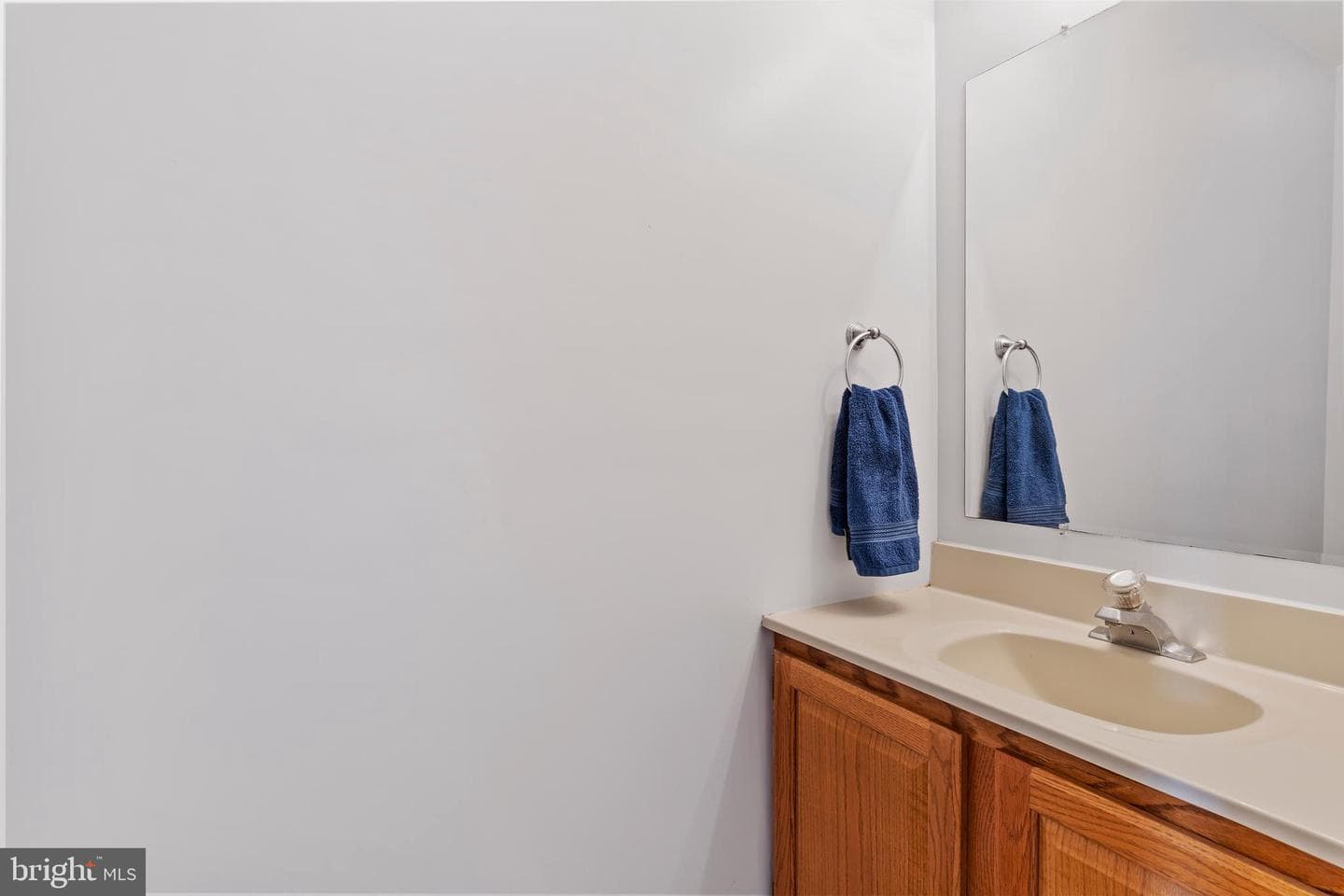 117 Woodview photo 12