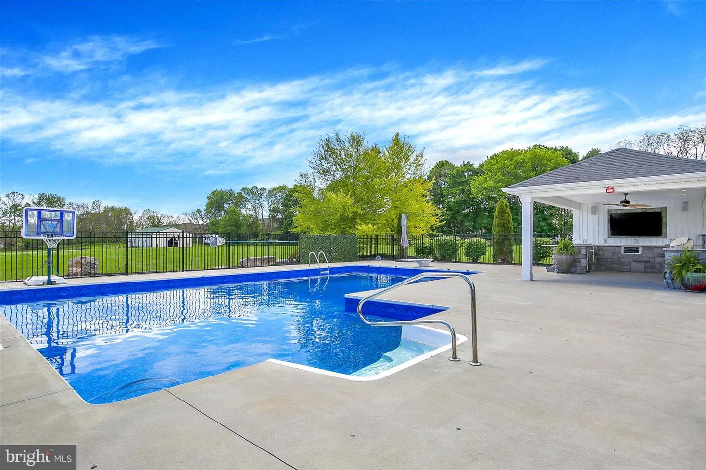 107 Woods Drive photo 39