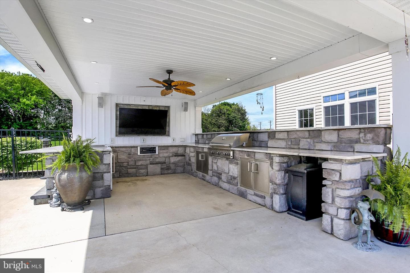107 Woods Drive photo 42