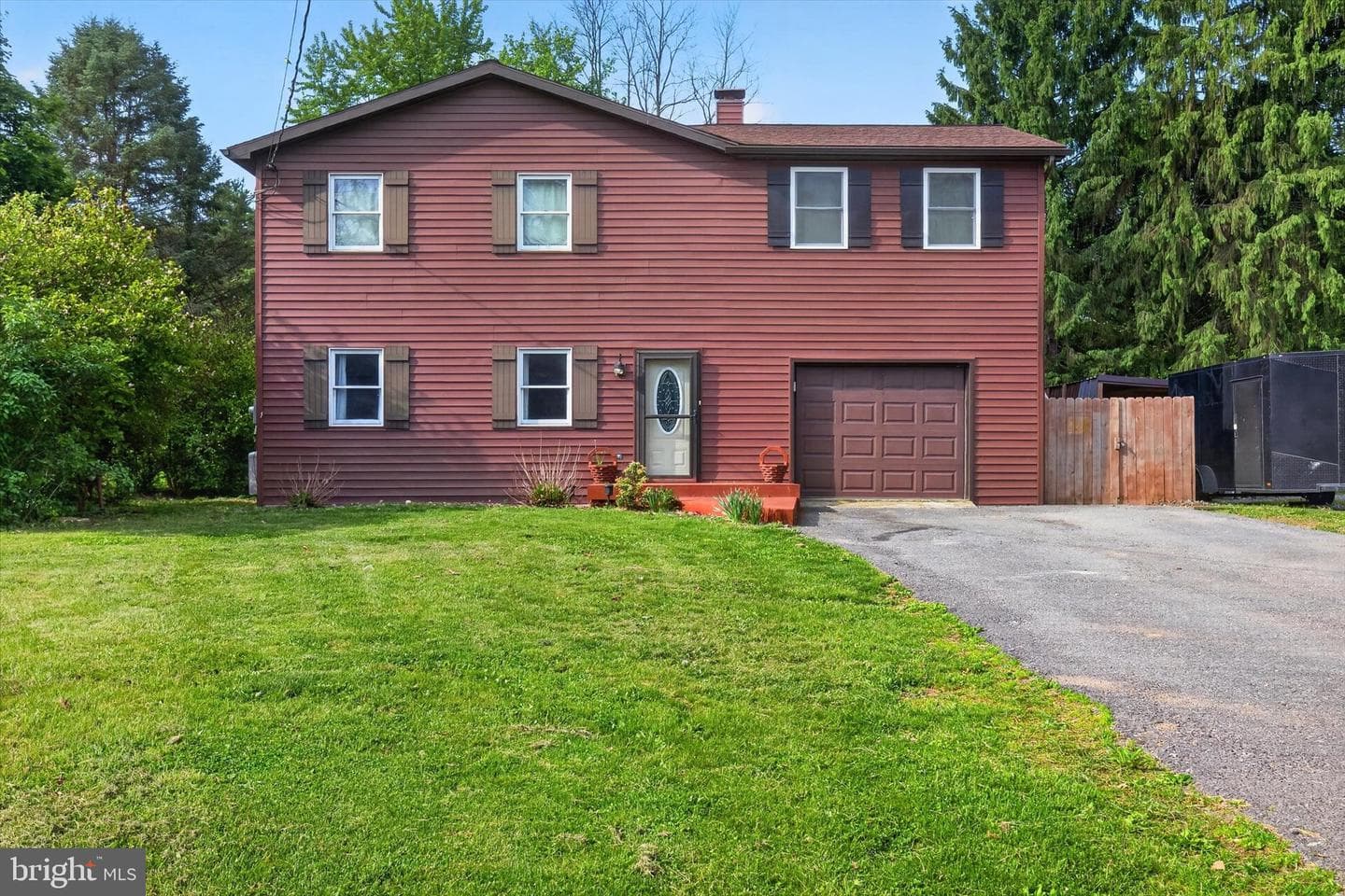 307 W Pine Street photo 2