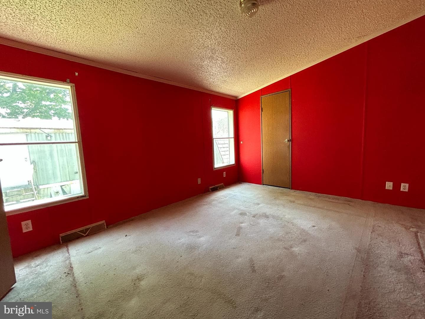 132 Virginia Beach Ave photo 11