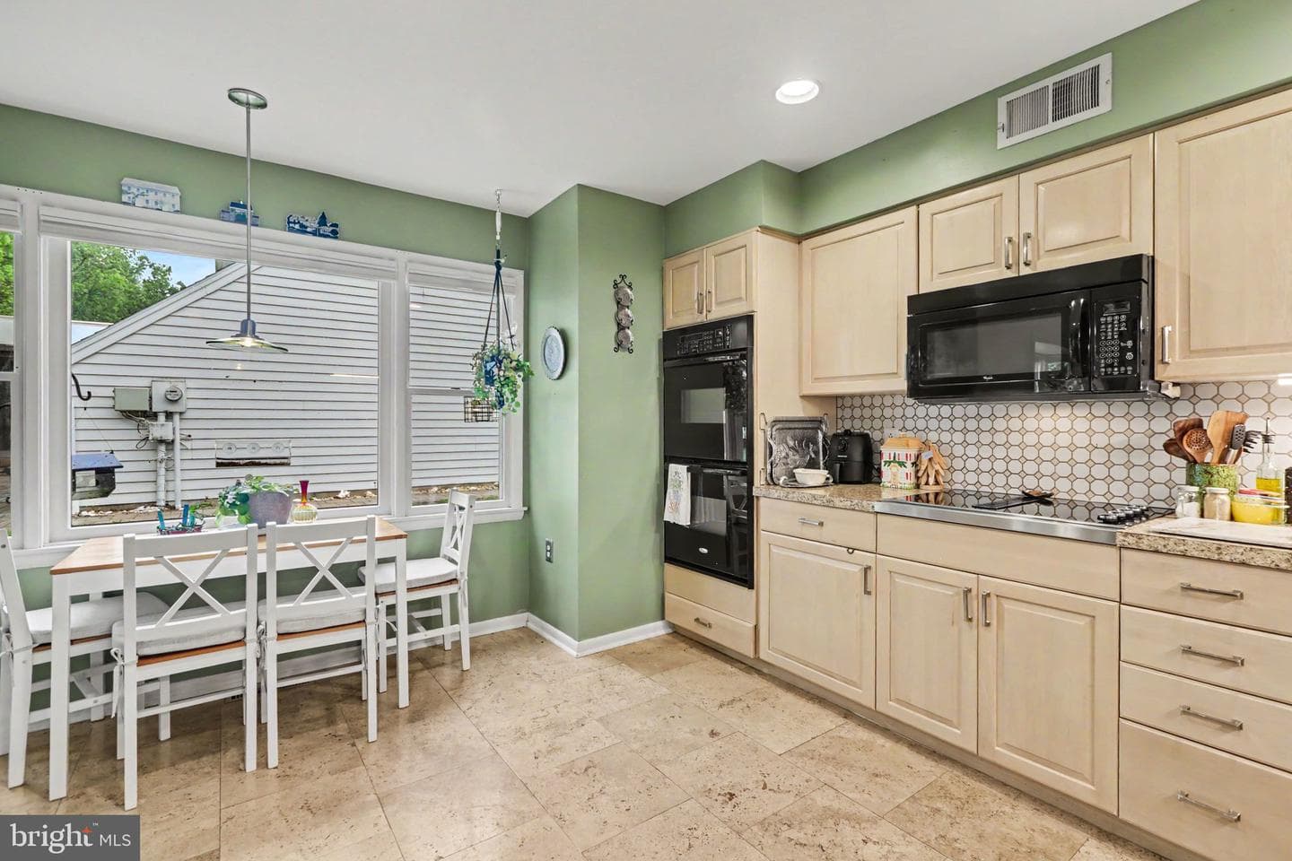82 Fairway Drive photo 12