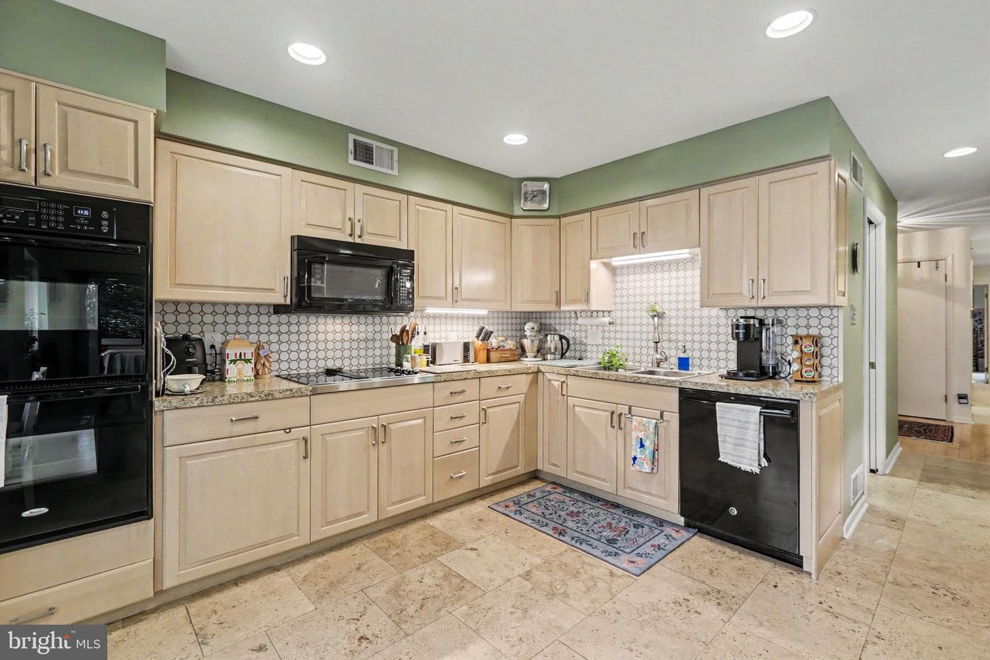 82 Fairway Drive photo 8
