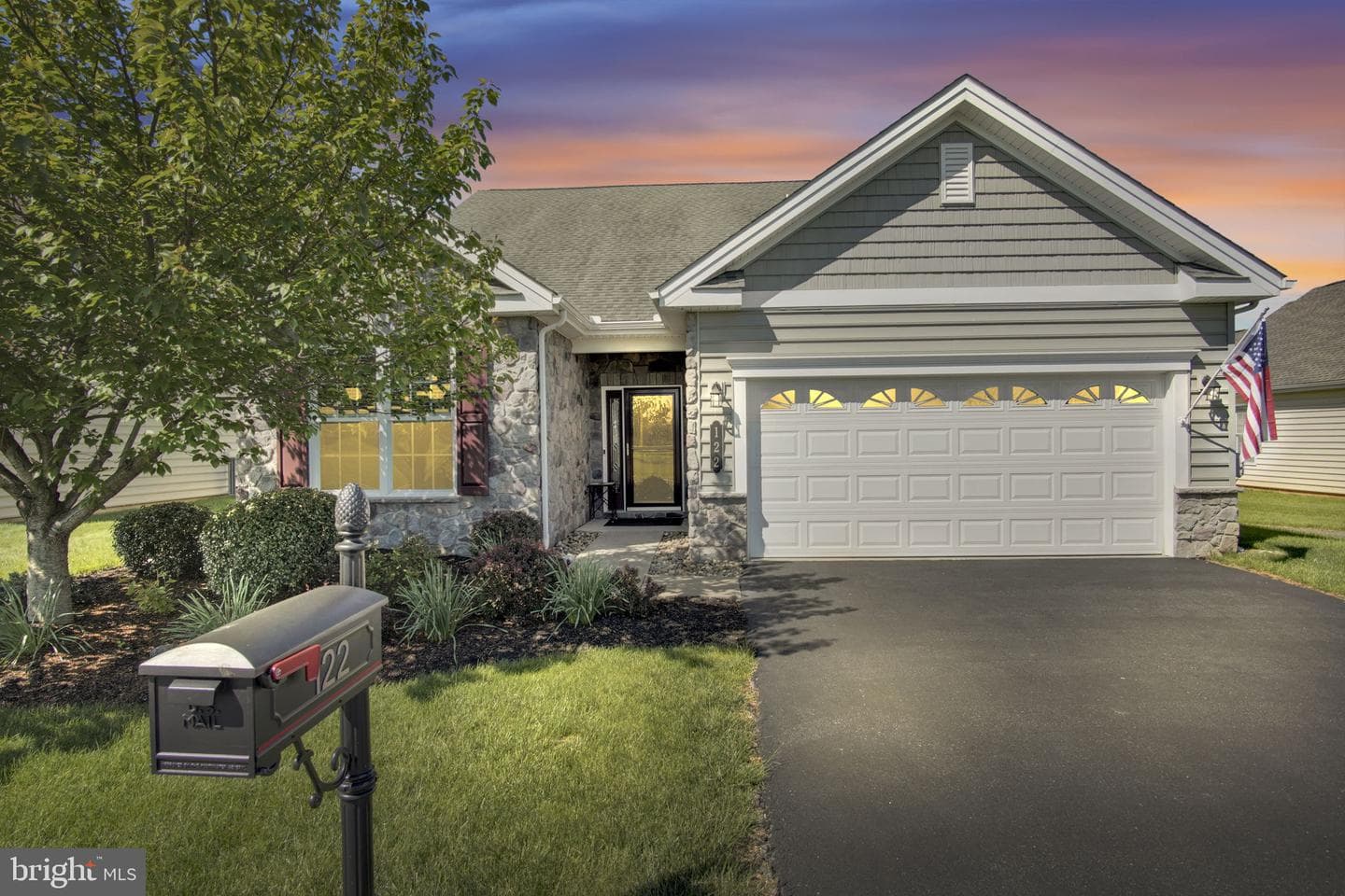 122 Independence Way, Mechanicsburg