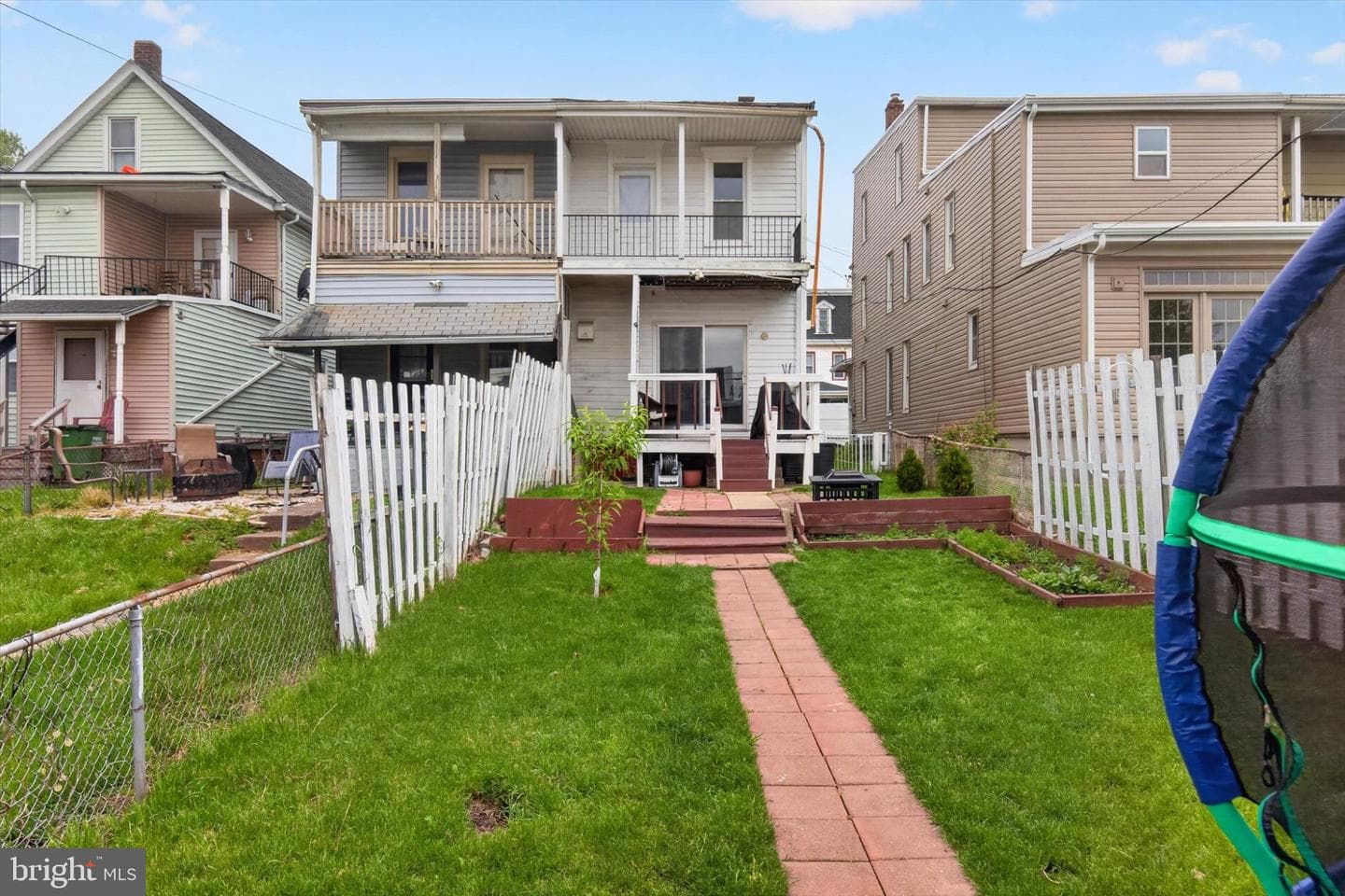 416 Fourth Street photo 31