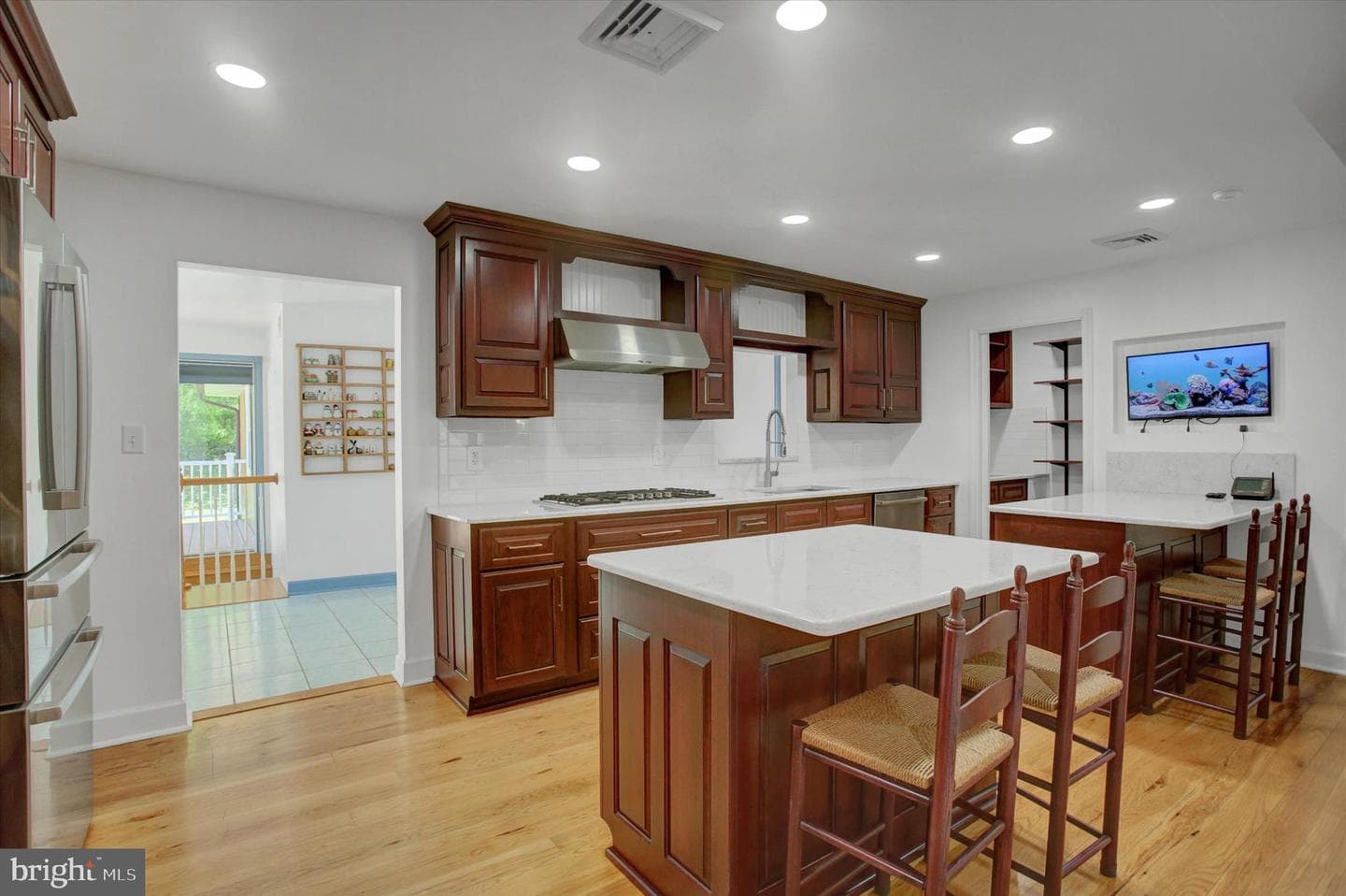 98 Peach Glen Road photo 10