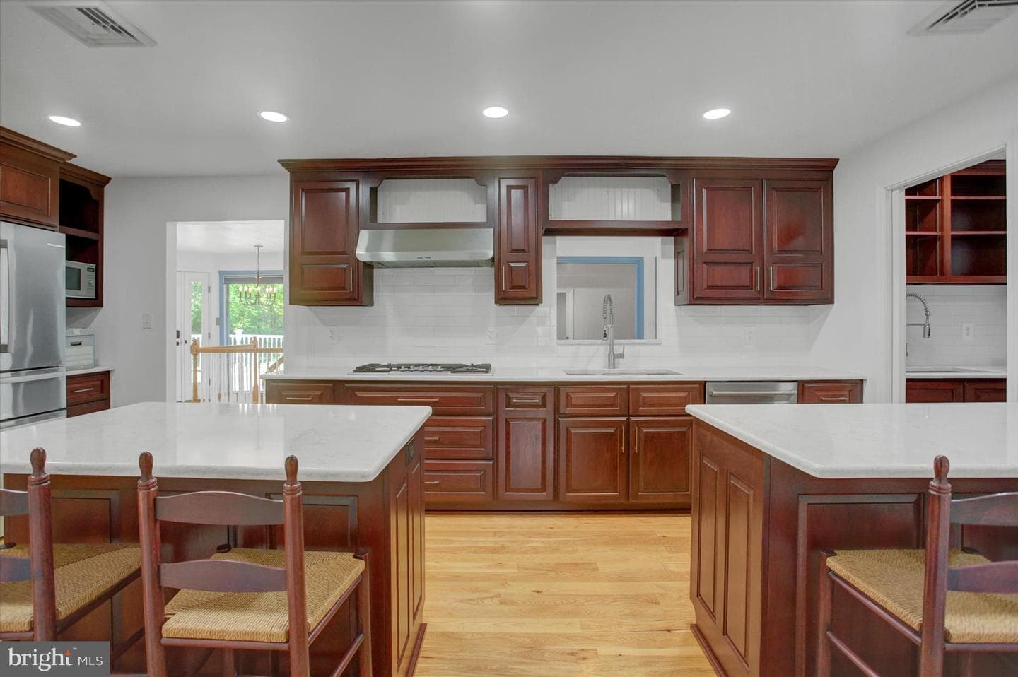 98 Peach Glen Road photo 8