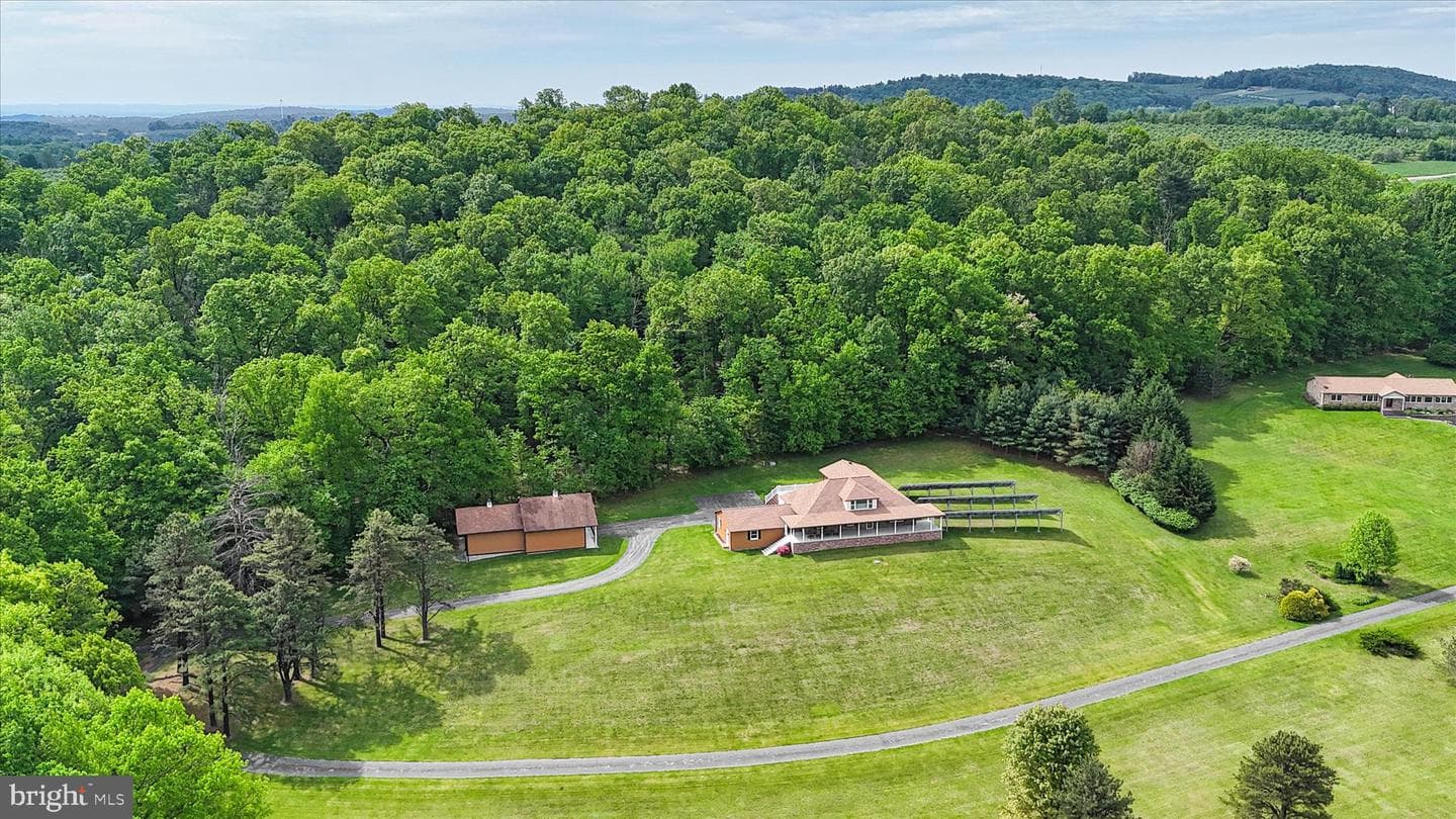 98 Peach Glen Road photo 81