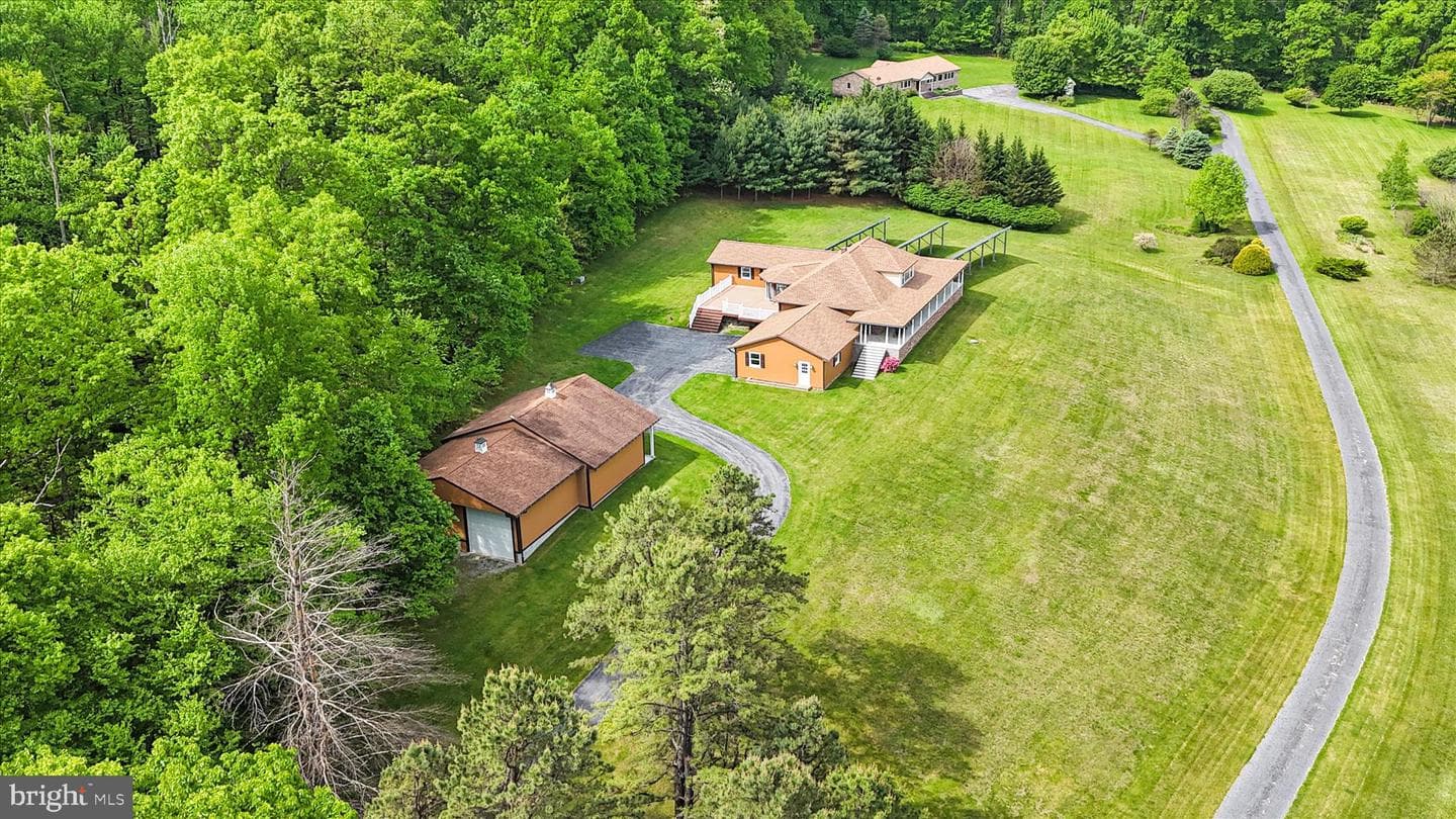 98 Peach Glen Road photo 84