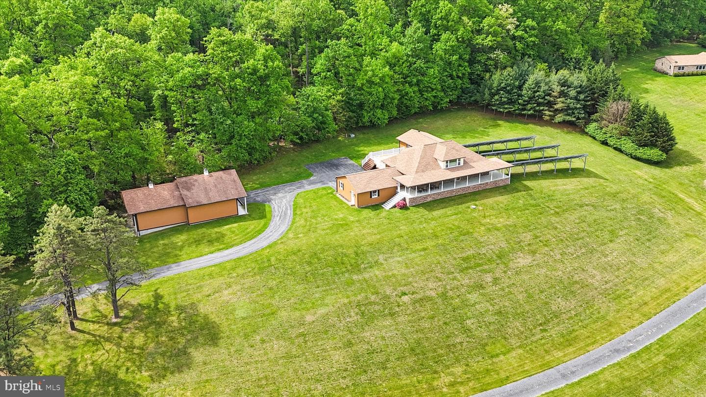 98 Peach Glen Road photo 85