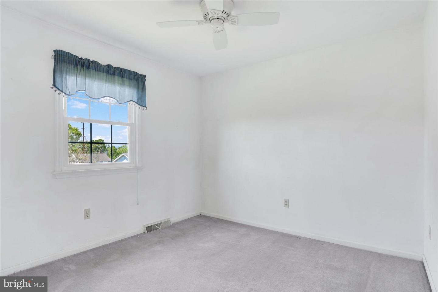 411 Hopi Drive photo 27