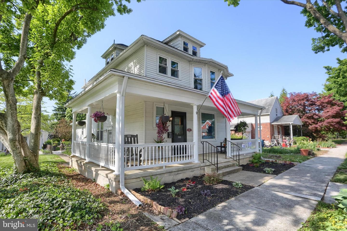 3105 Harvard Avenue photo 2