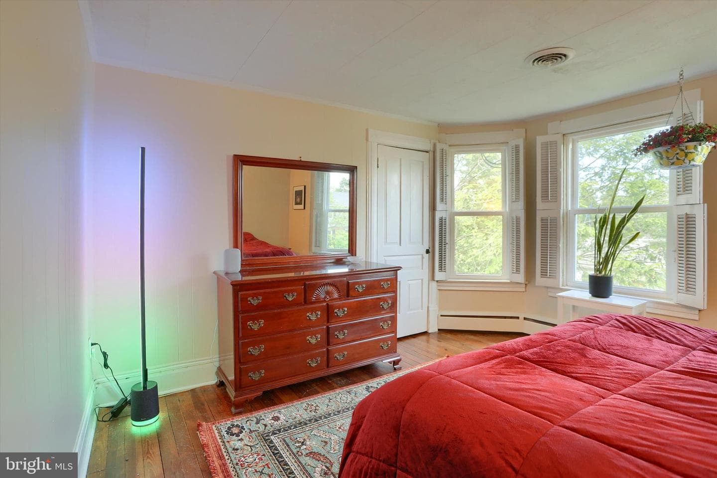 3105 Harvard Avenue photo 24