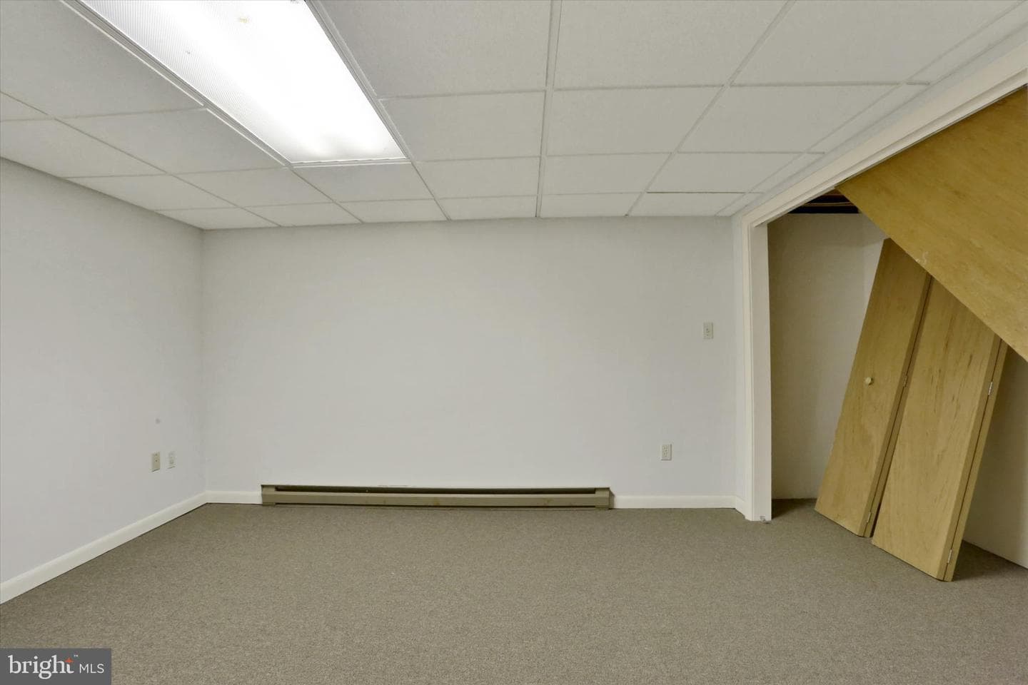 415 Alison Avenue photo 32
