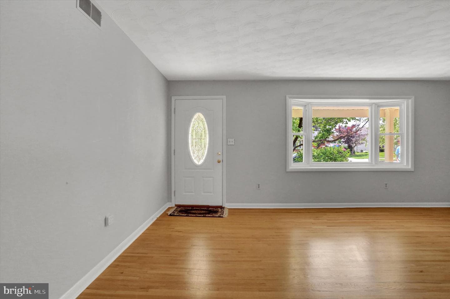 415 Alison Avenue photo 6