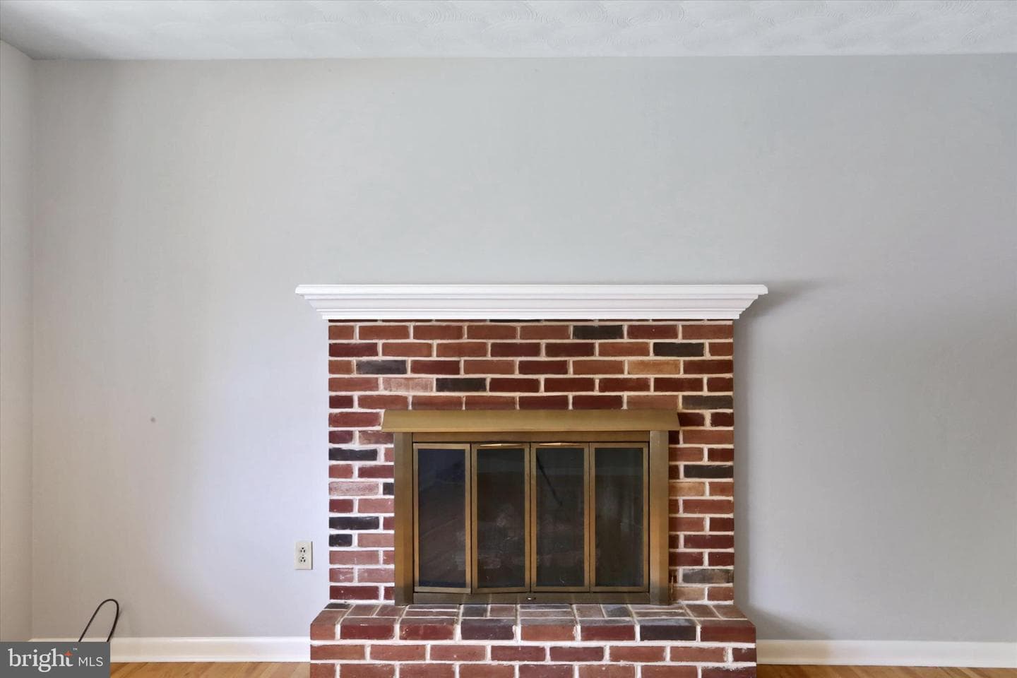 415 Alison Avenue photo 9