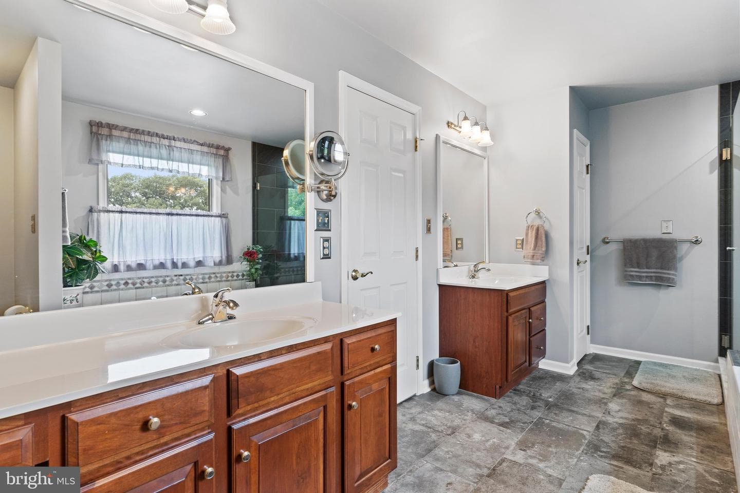 1826 Signal Hill Drive photo 33