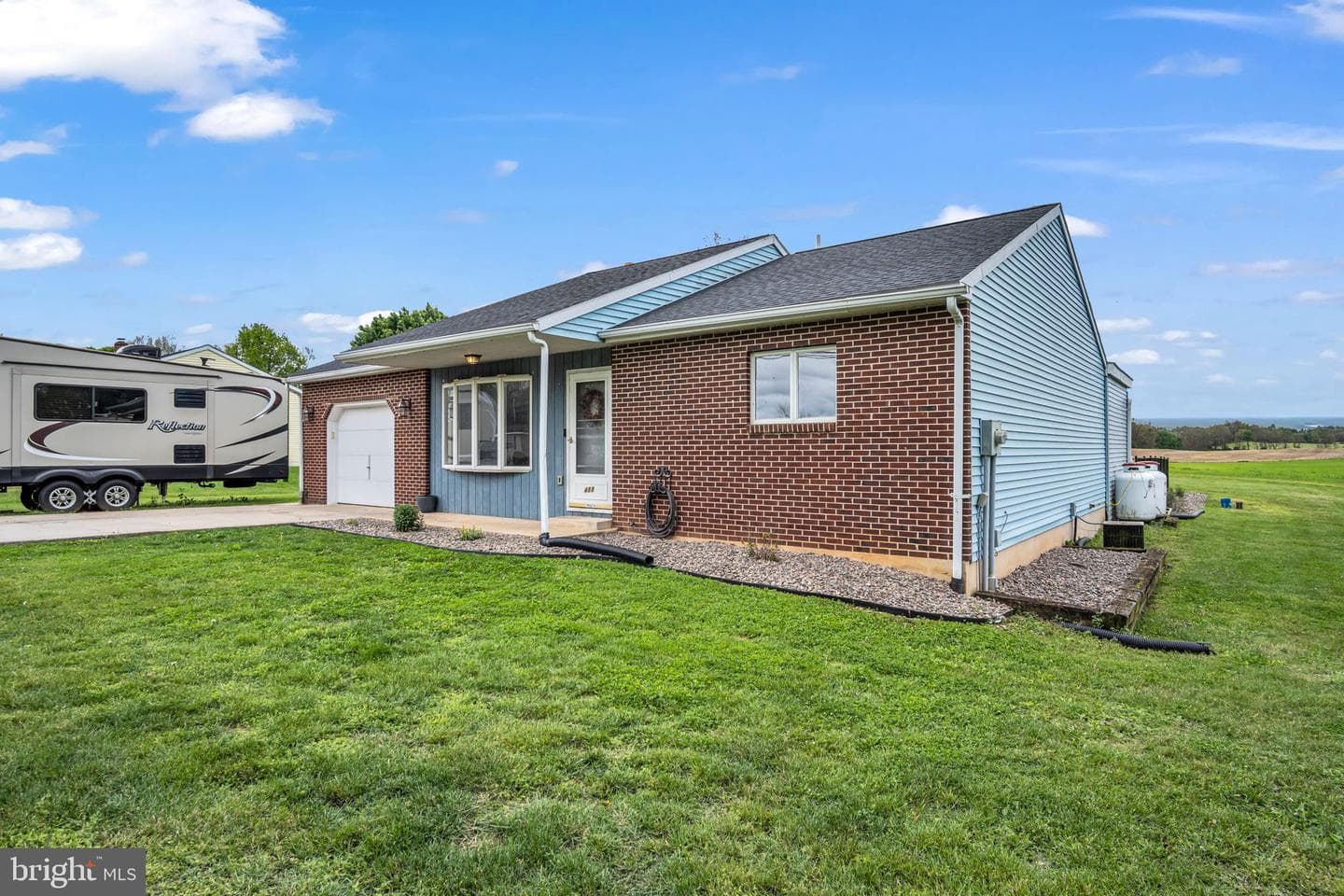 488 Petersburg Road photo 32
