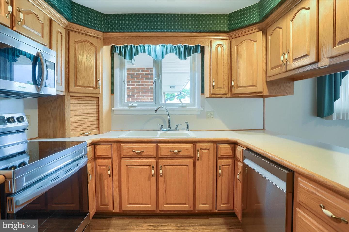 1003 Charles Street photo 12
