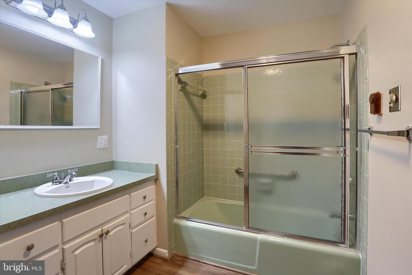 1003 Charles Street photo 13