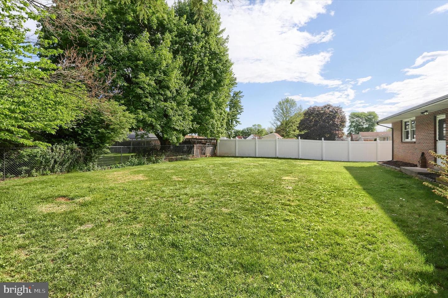 1003 Charles Street photo 39