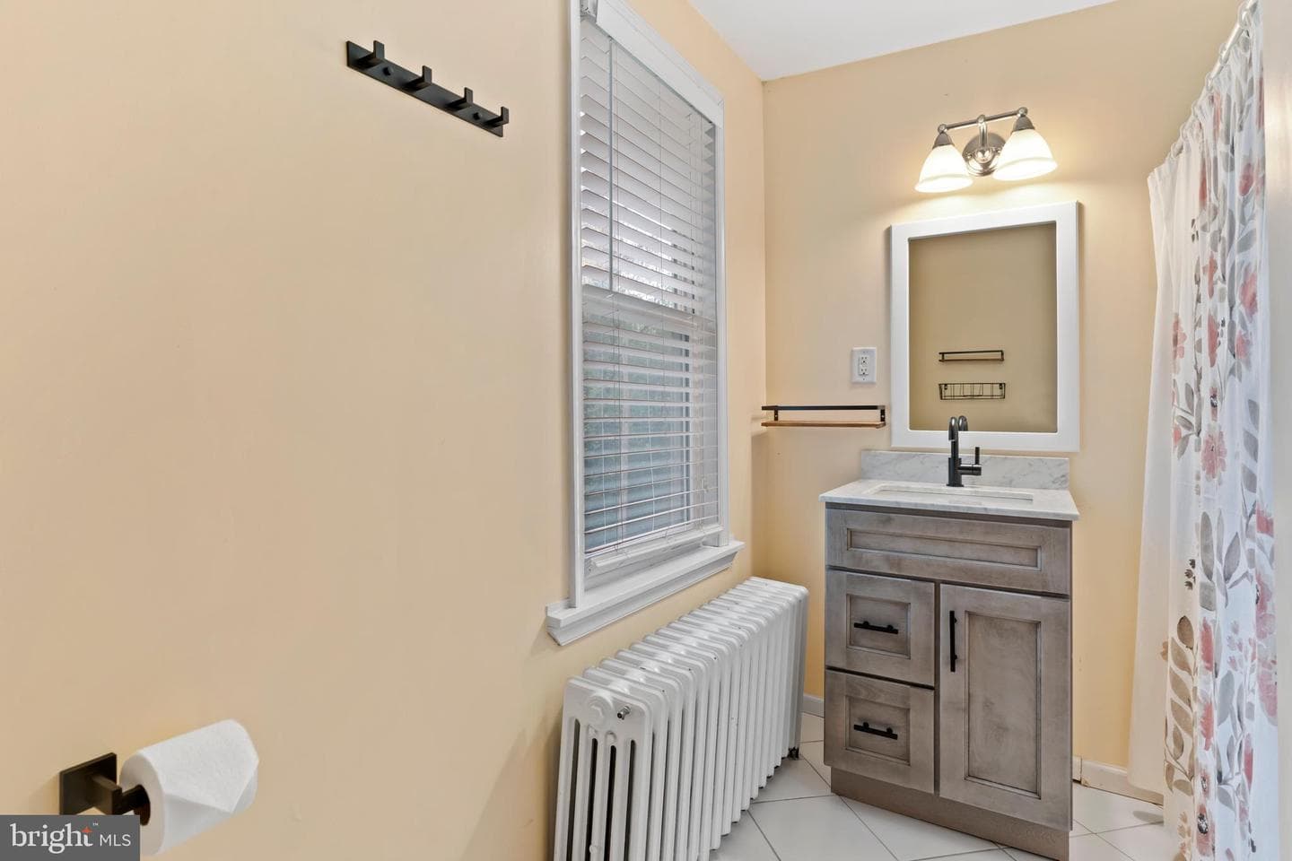 120 Yates Street photo 32