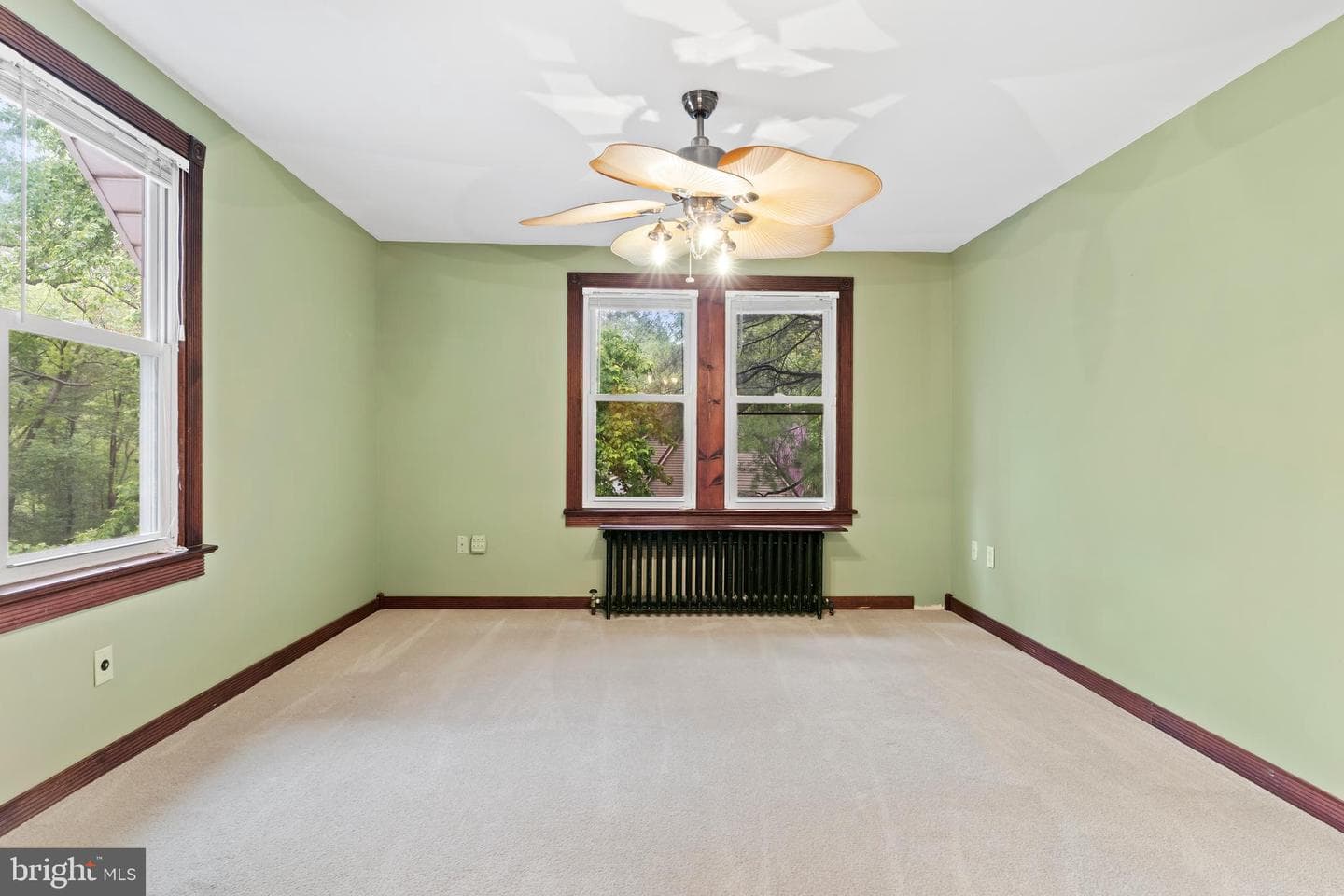 120 Yates Street photo 35