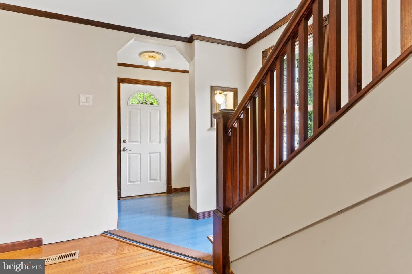 120 Yates Street photo 8