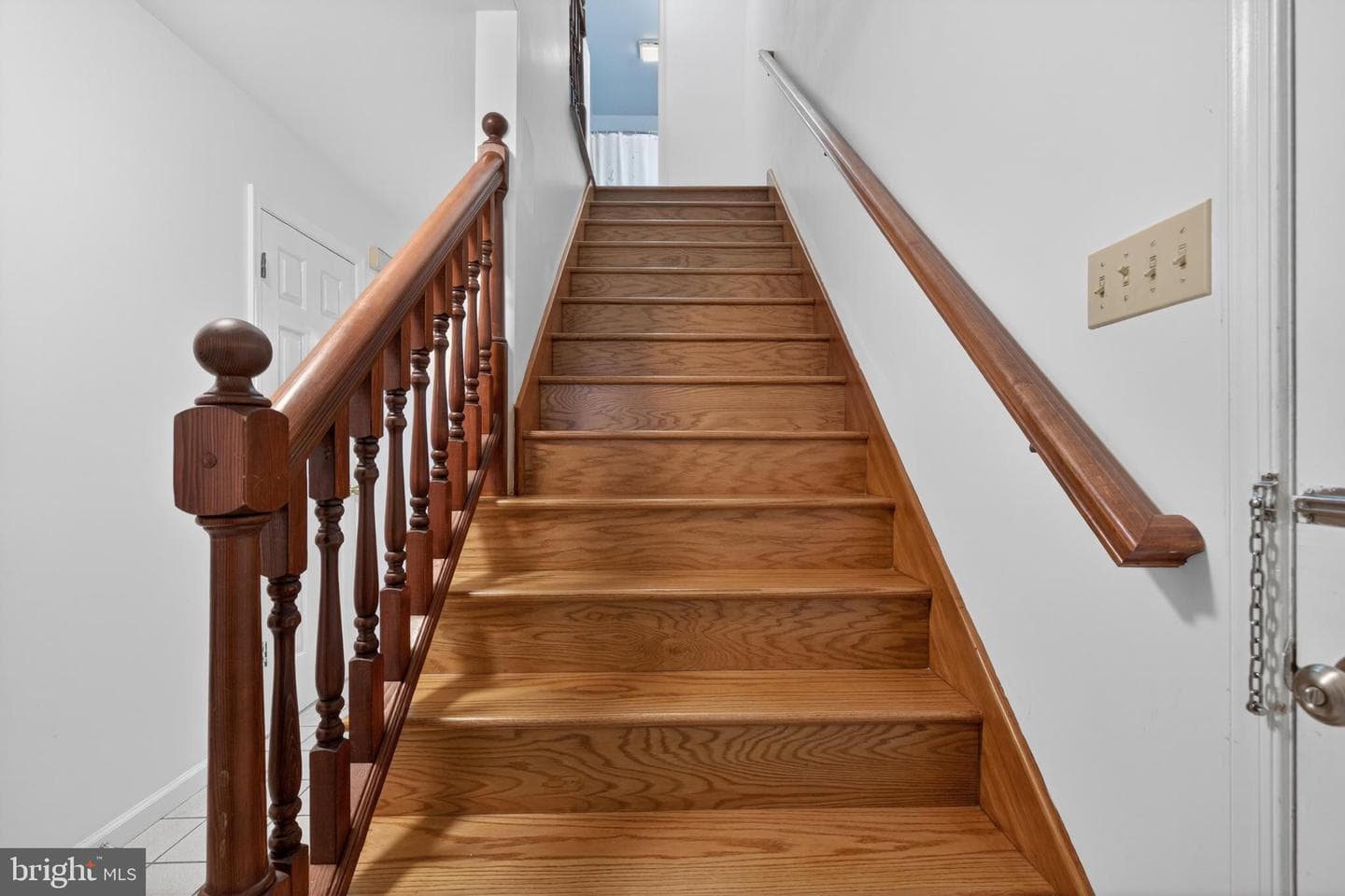 2 Windsor Way photo 18