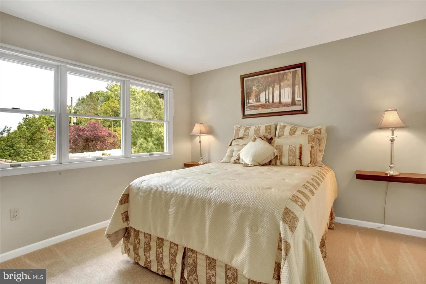 332 Blacklatch Lane photo 25