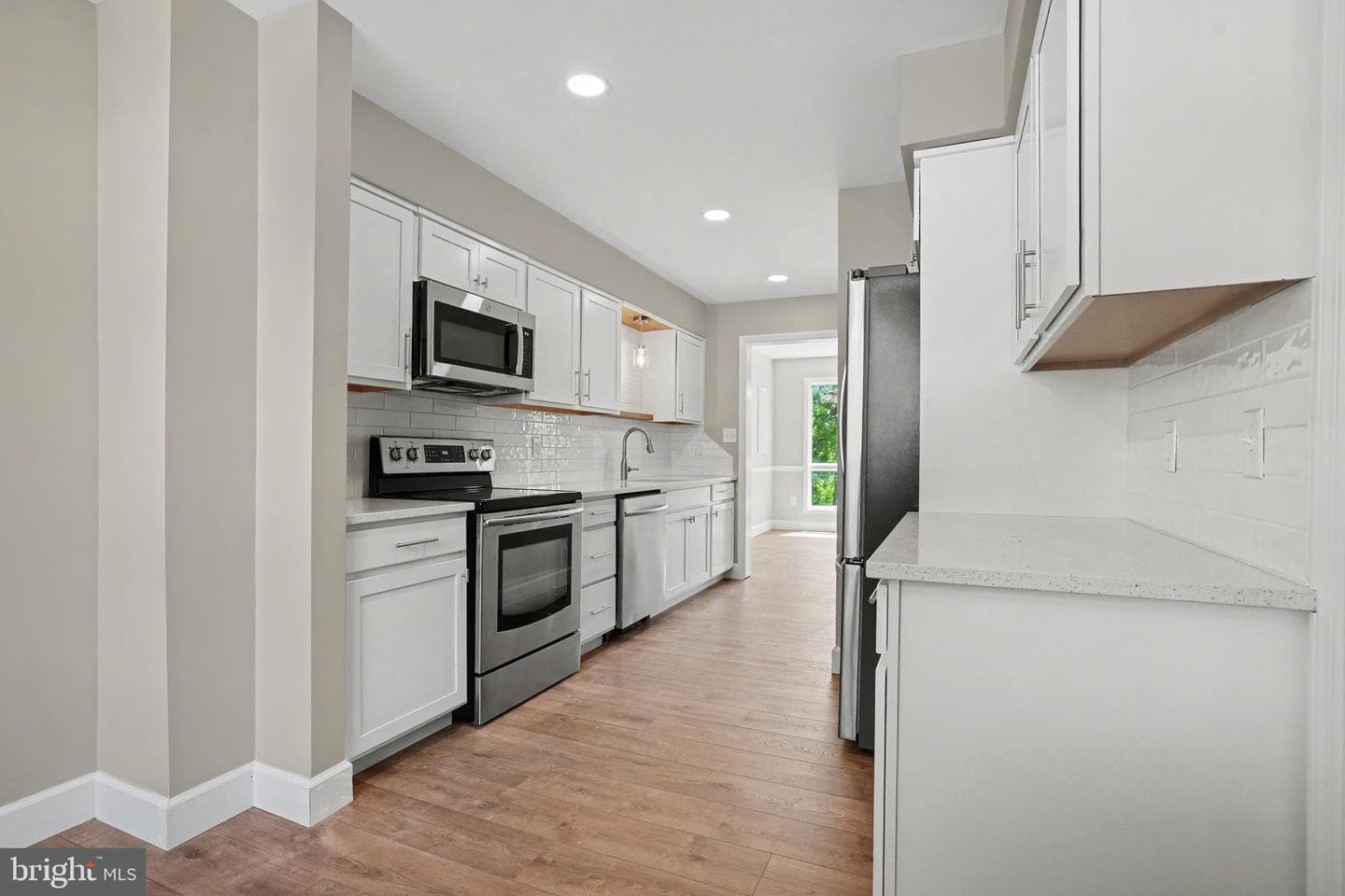 1740 Creek Vista Drive photo 3