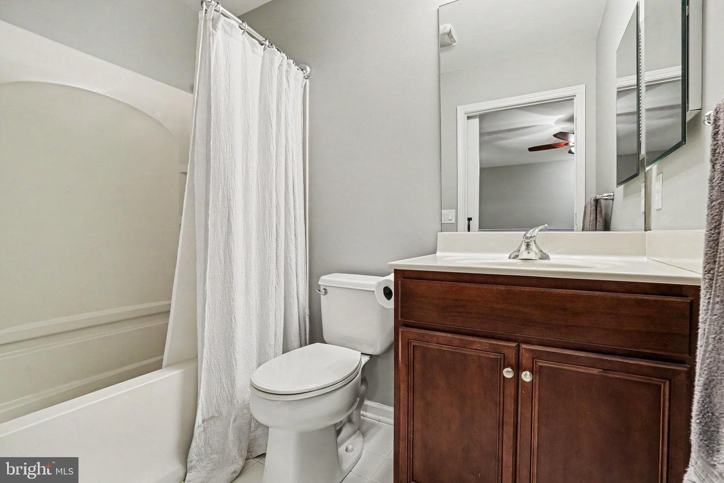 254 Colonial Drive photo 20