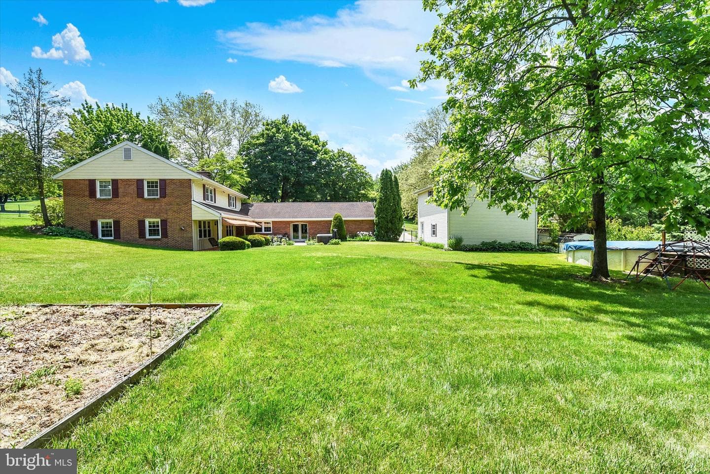 10 Field Stone Drive photo 39
