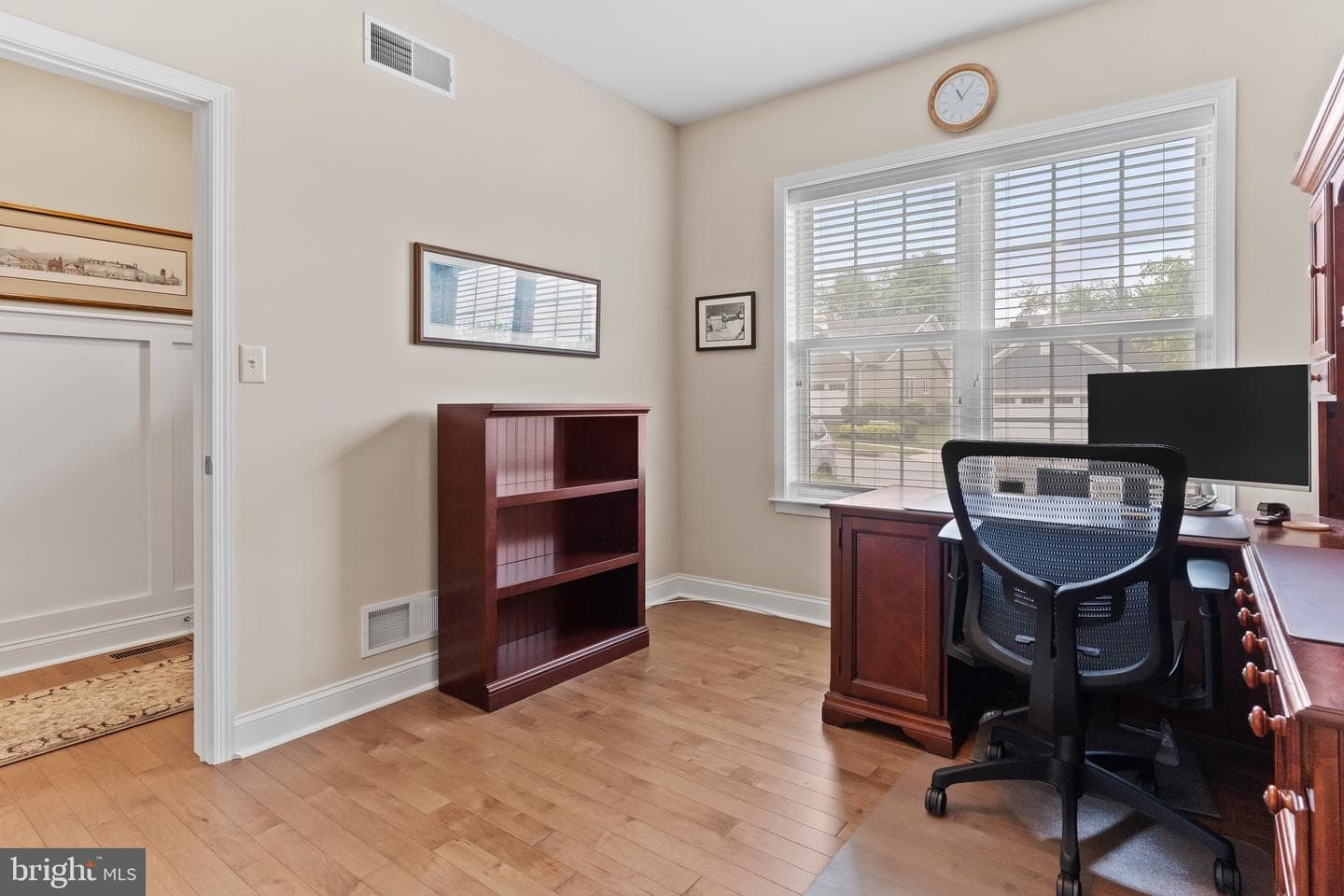 6245 Rivendale Court photo 4