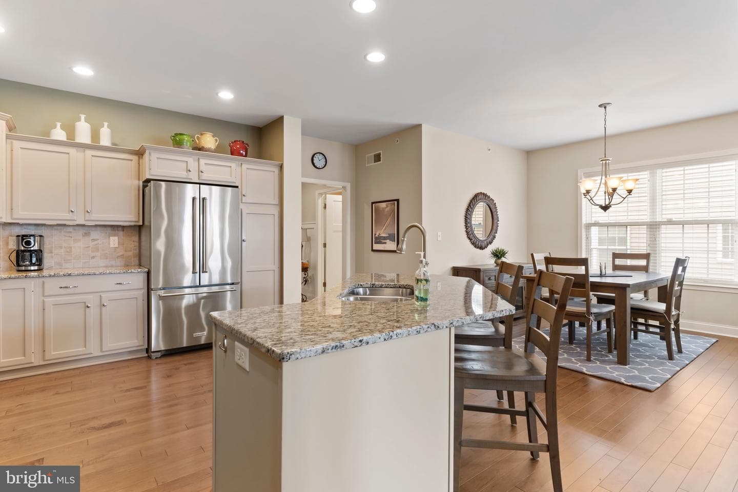 6245 Rivendale Court photo 5
