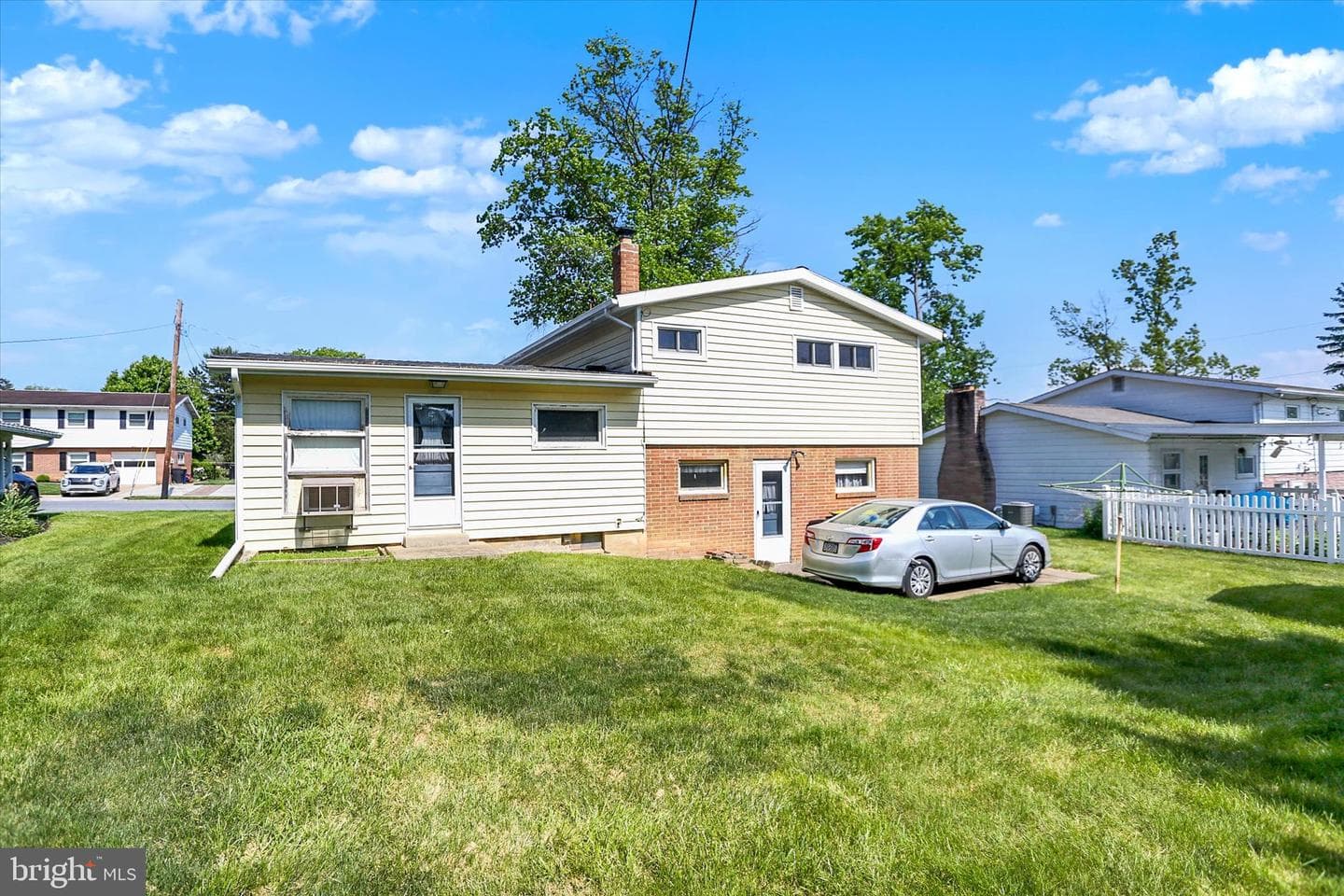 202 Wood Street photo 27
