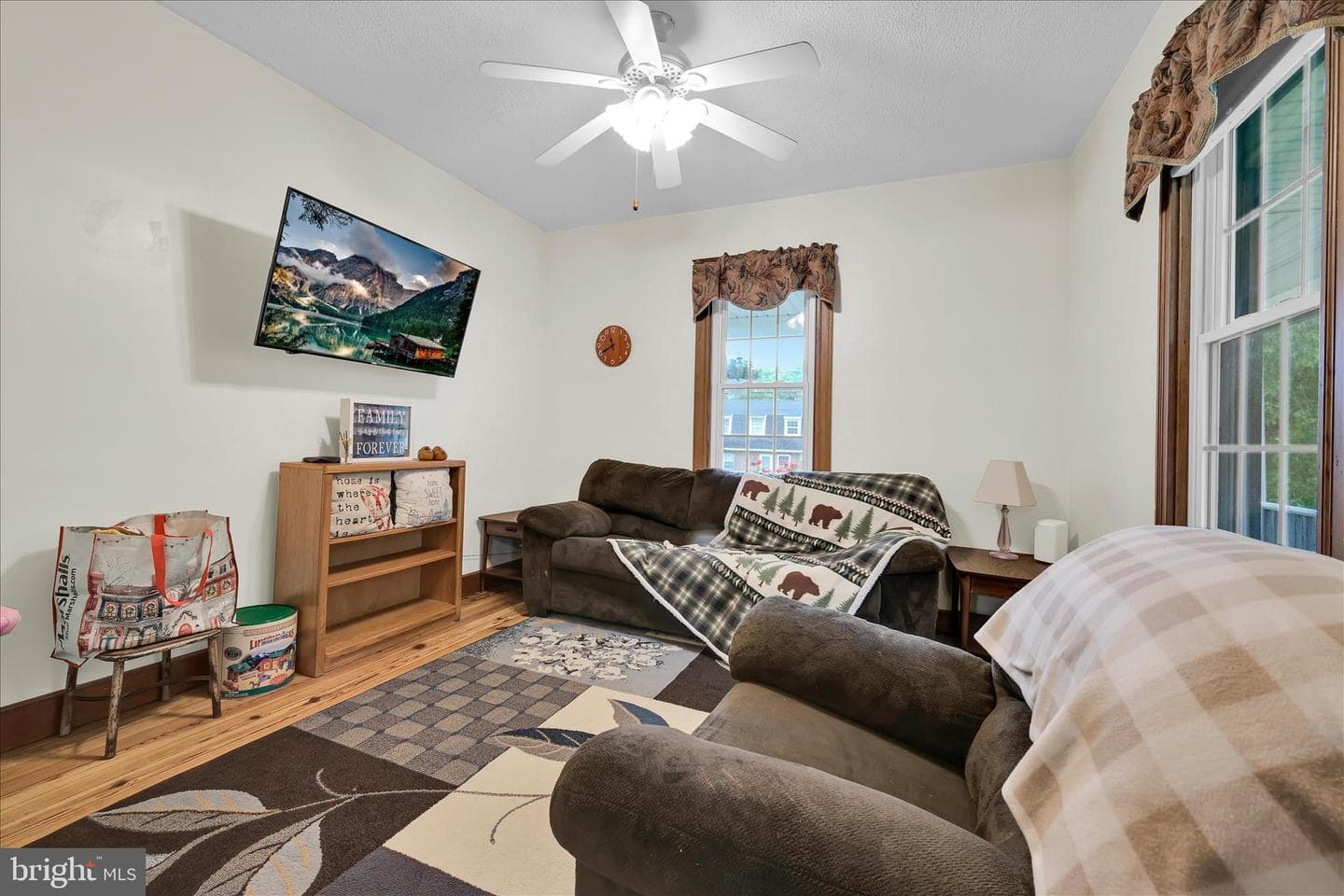 121 E Cumberland Road photo 6