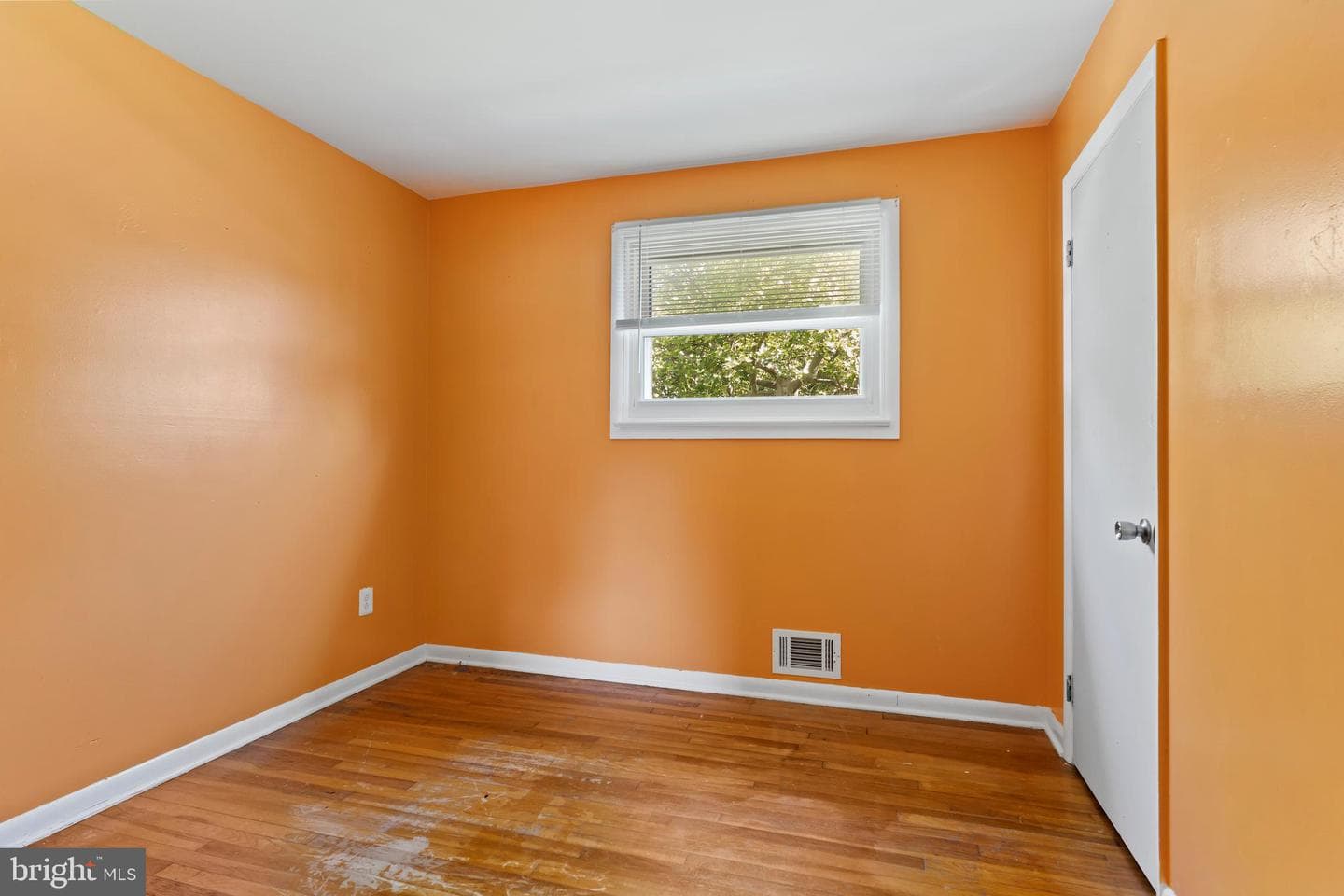 6 Karen Court photo 16