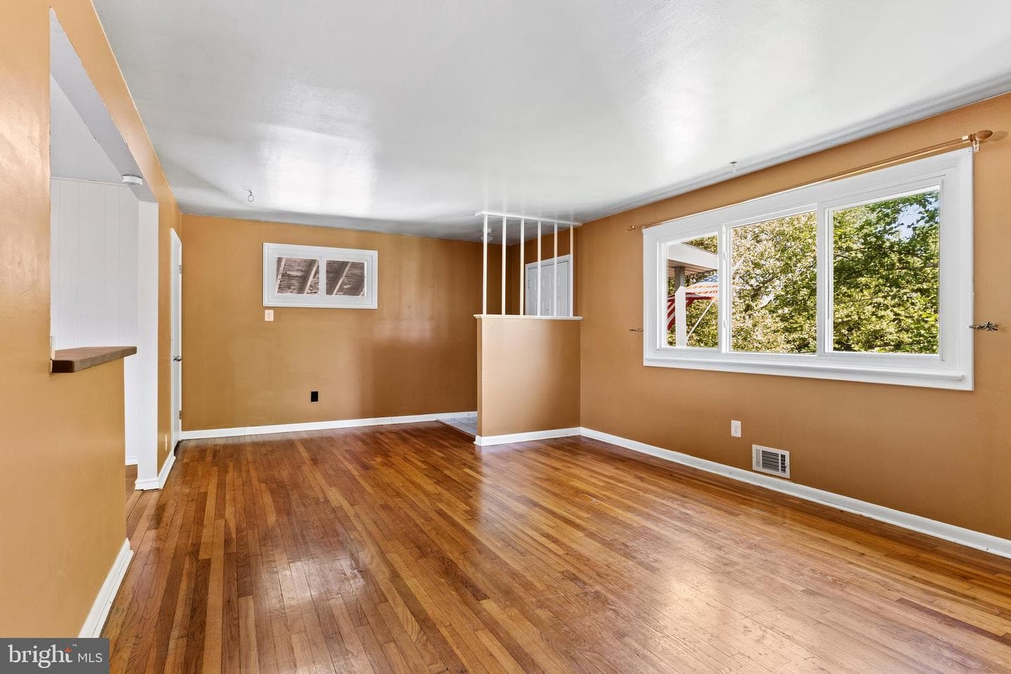 6 Karen Court photo 9