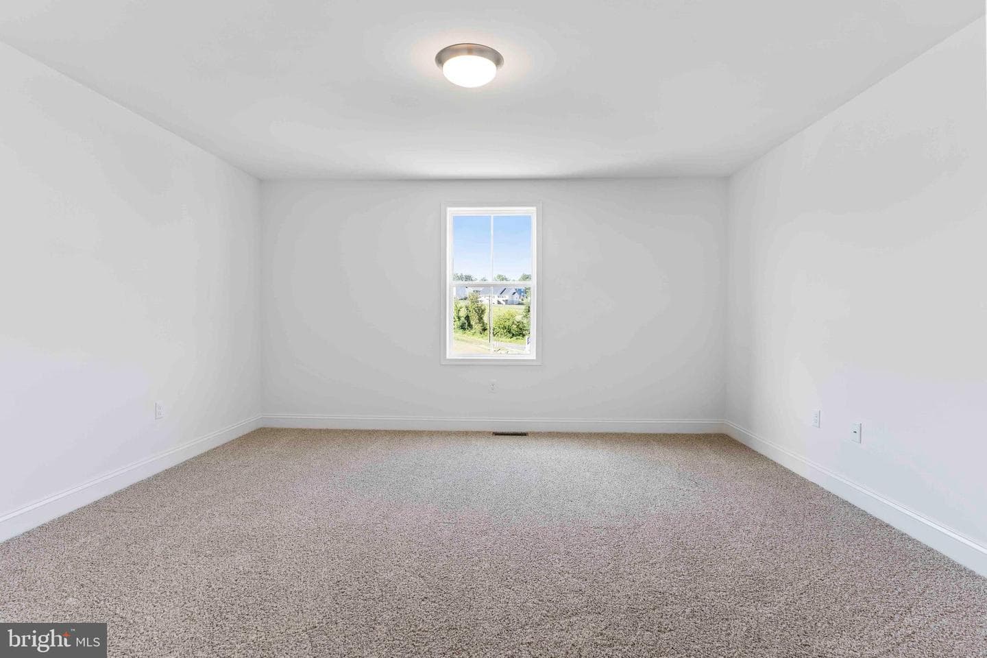 671 Brittany Drive photo 24