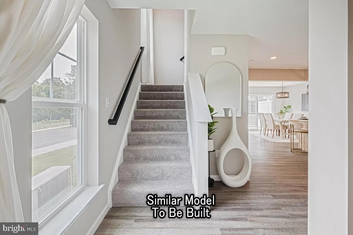 2235 Hampden Court #lot 25 photo 4