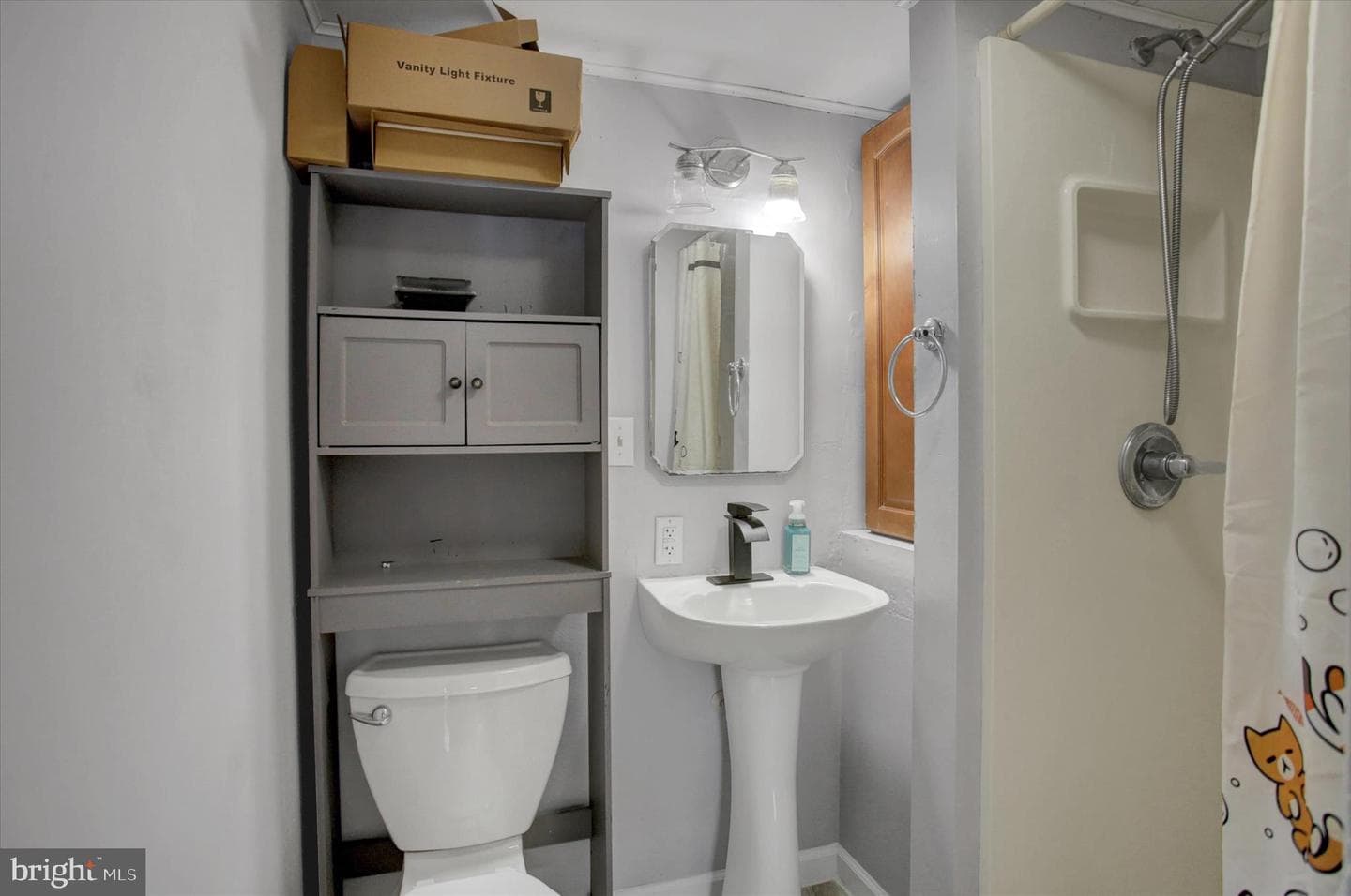 146 E Penn Street photo 8